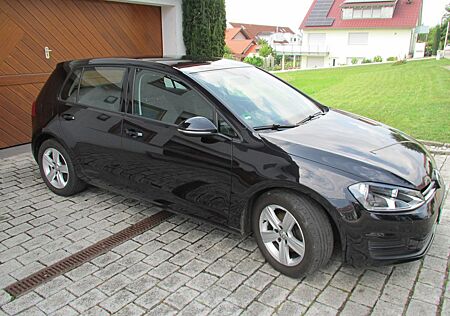 VW Golf Volkswagen 1.2 TSI 63kW BMT Comfortline Comfortline