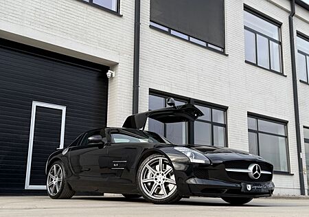 Mercedes-Benz SLS AMG 6.2 V8