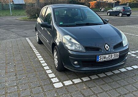 Renault Clio Expression 1.6 16V 65kW Expression