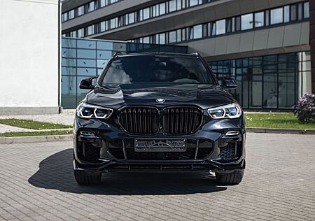 BMW X5 xDrive50i -