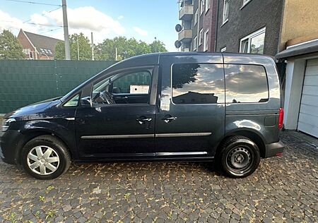 VW Caddy Volkswagen 2,0TDI 75kW BMT Highline 5-Sitzer Highline