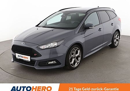 Ford Focus 2.0 EcoBoost ST*NAVI*PDC*CAM*SHZ*KLIMA*