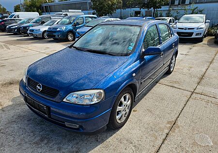 Opel Astra 1.6 Selection