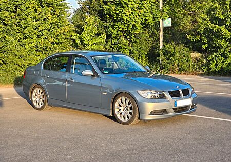 BMW 325i N52 E90 Schiebedach, Xenon, Navi, Schalter