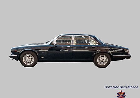 Jaguar XJ12