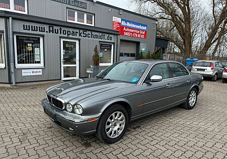 Jaguar XJ6 3.0 AUTOM°ELSSD°LEDER°NAVI°SCHECKHEFT VOLL!