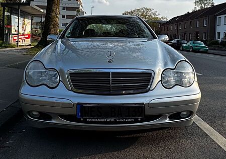 Mercedes-Benz C 180 T