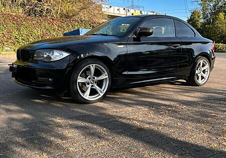 BMW 120i E82 Coupé Tüv neu