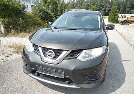 Nissan X-Trail Visia