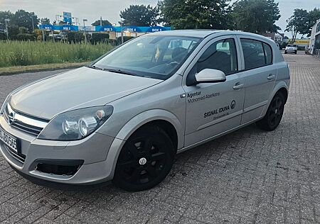 Opel Astra 1.9 CDTI Edition 74kW Edition