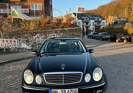 Mercedes-Benz E 350 4MATIC AVANTGARDE Avantgarde