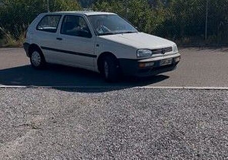 VW Golf Volkswagen 1.6