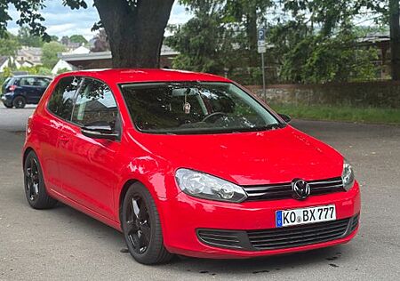 VW Golf Volkswagen 1.6 TDI SERVICE NEU