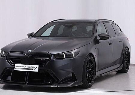 BMW M5 Plug-In Hybrid Touring xDrive A