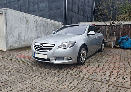 Opel Insignia 2.0 Turbo Sport OPC Line