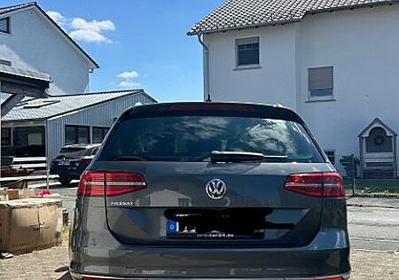 VW Passat Variant Volkswagen 2.0 TDI SCR 140kW DSG BMT Hig...