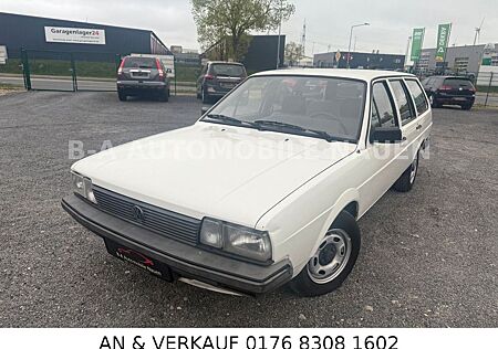 VW Passat Volkswagen Variant Typ 32 B 1.6 Benzin 55kW Oldtimer