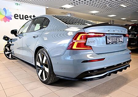 Volvo S60 AWD T8 B&W HUD PANO 360C Ultimate Dark