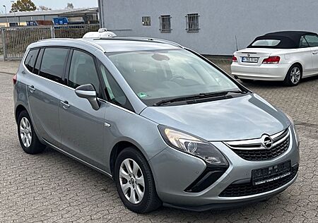 Opel Zafira C Tourer 1.4 T Style 2x PDC - TÜV+ÖL NEU