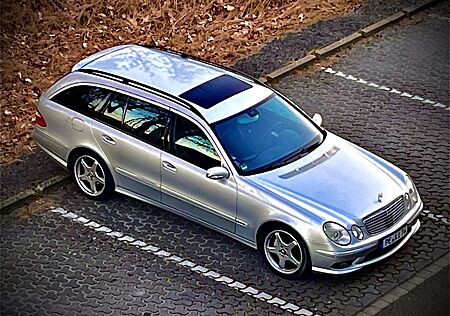 Mercedes-Benz E 320 CDI T AVANTGARDE Avantgarde+ AMG Paket