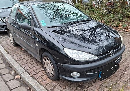 Peugeot 206 1.4 75 -