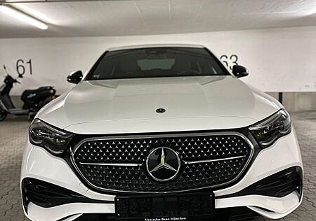 Mercedes-Benz E 300 e Limousine Plug-in Hybrid 2