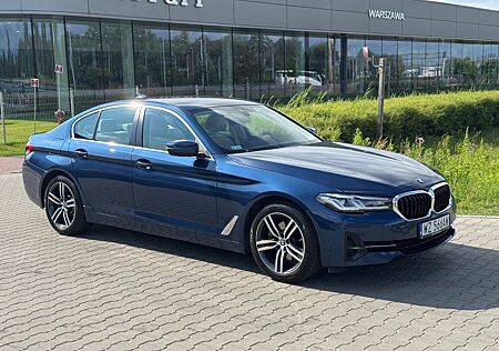 BMW 518
