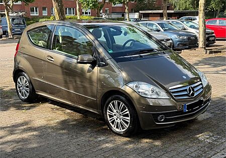 Mercedes-Benz A 160 ELEGANCE BlueEFFICIENCY ELEGANCE