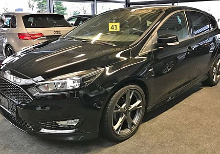 Ford Focus ST-Line/SportFW/Kam/Sportsitze/Nav/18''LM