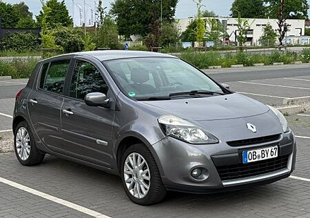 Renault Clio 1.2 16V 75