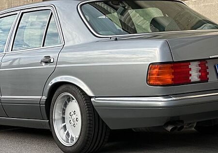 Mercedes-Benz S 420 SE, w126
