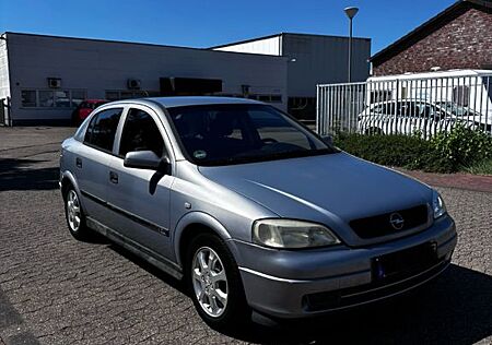 Opel Astra 1.6