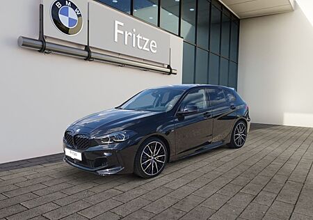 BMW M135 i xDrive LED+NAVI+KLIMAAUTO+PANO+SHZ+PDC