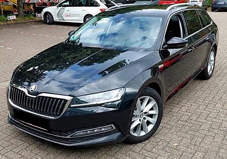 Skoda Superb 2.0 TDI DSG Style/Nav/LED/10500netto