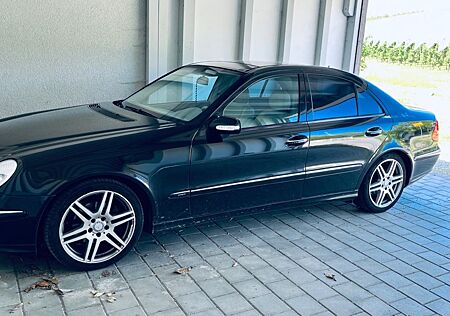 Mercedes-Benz E 270 CDI AVANTGARDE Avantgarde