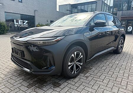 Toyota bZ4X FWD Comfort 3-Phasig 11 kw laden