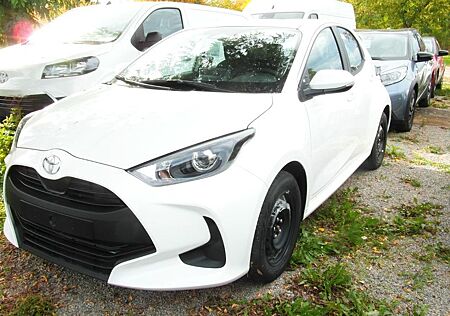 Toyota Yaris 1.5 Comfort ACC+Fernlichtass.+Kam.+KlimaA