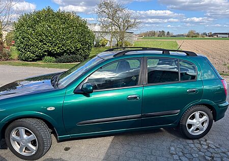 Nissan Almera Sport 1.8I Sport