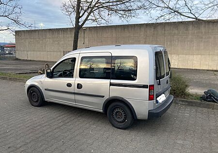 Opel Combo - Tour