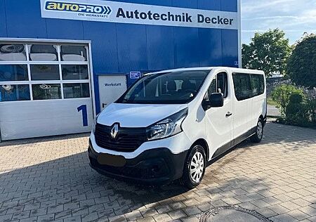 Renault Trafic III Bus