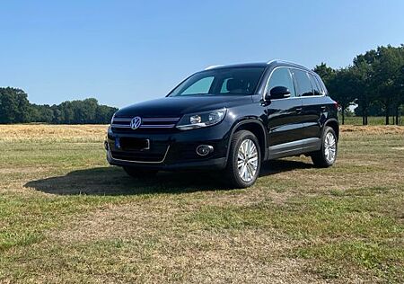 VW Tiguan Volkswagen 2.0 TDI DSG 4MOT CUP SCHECKHEFTGEPFLEGT