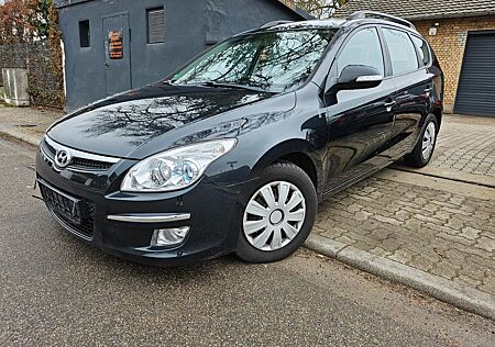 Hyundai i30 CW 1.6 CRDi Automatik