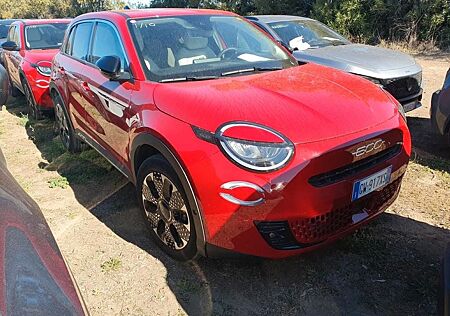 Fiat 600 Hybrid La Prima