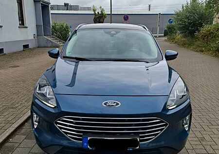 Ford Kuga PHEV Titanium, Pano, Winterpk, elek. Heck.