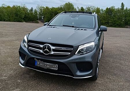 Mercedes-Benz GLE 500 Mercedes 4MATIC AMG- Optik