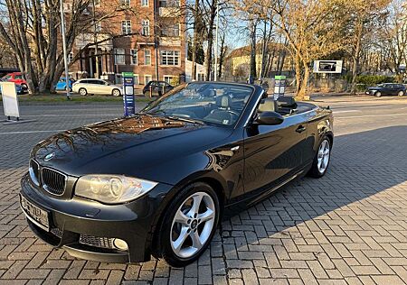BMW 123d Cabrio -M-Paket -AUTOMATIK 2.0 DIESEL