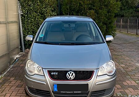 VW Polo Volkswagen 1.4 Automatik -