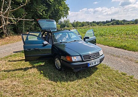 Audi 100