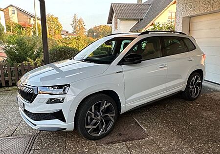 Skoda Karoq 2.0l TSI DSG 4x4 Sportline, AHK, DCC, 360*