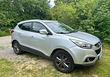 Hyundai ix35 1.6 GDI FIFA World Cup EDITION Gold 2WD...